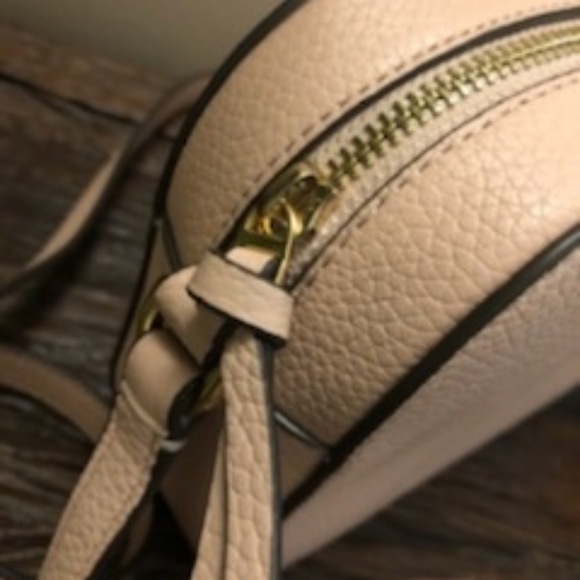 Tory Burch Thea Camera bag/ Sold Elsewhere - Picture 3 of 8